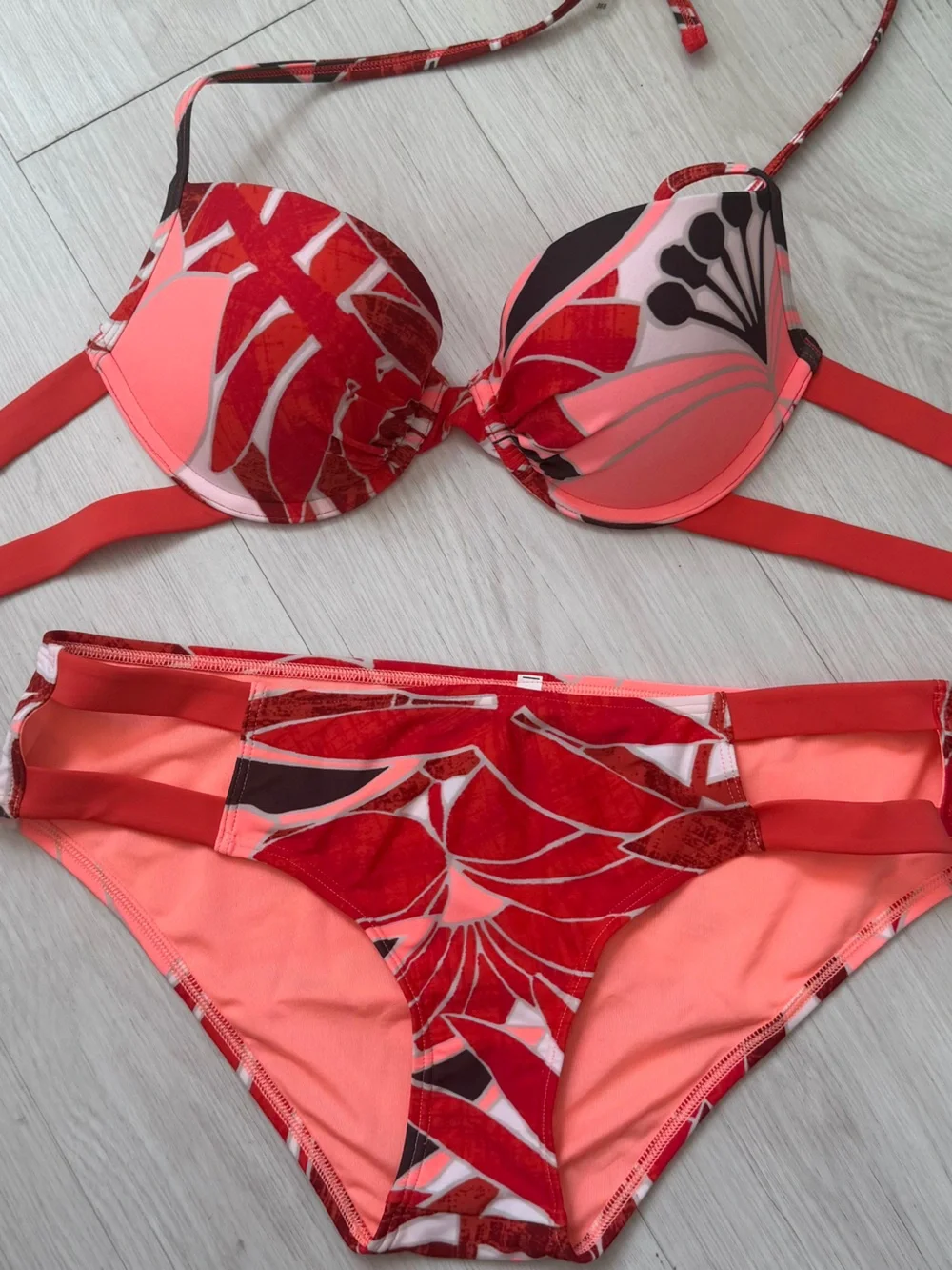 Aerie Coral Floral Bikini Set NWOT | 36B Top, M Bottom